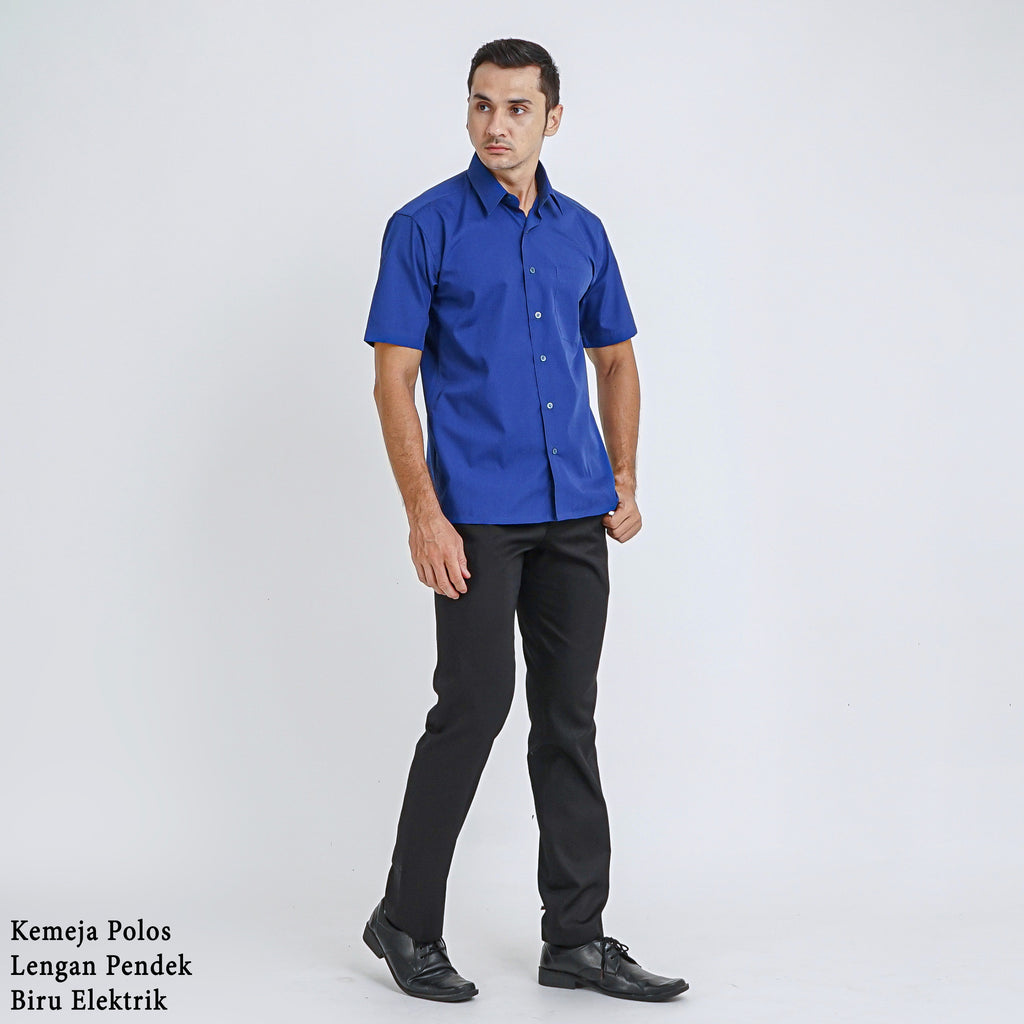Boss SUPER Kemeja Polos Pria Lengan Pendek Regular Fit Biru Muda Elektrik A
