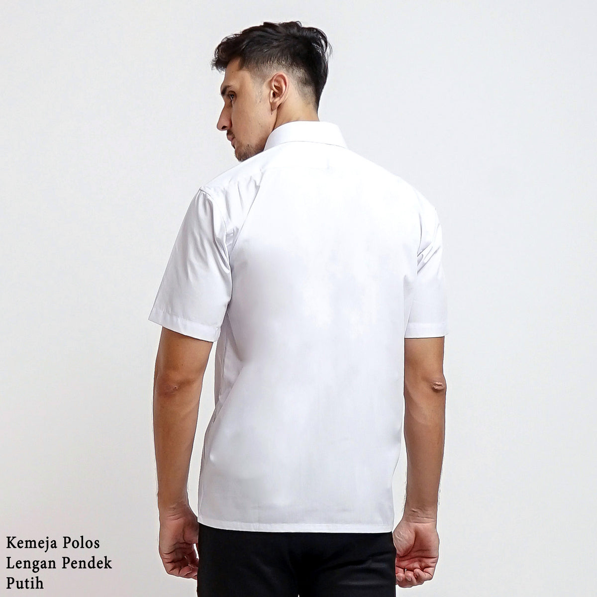 Boss SUPER Kemeja Polos Pria Lengan Pendek Putih