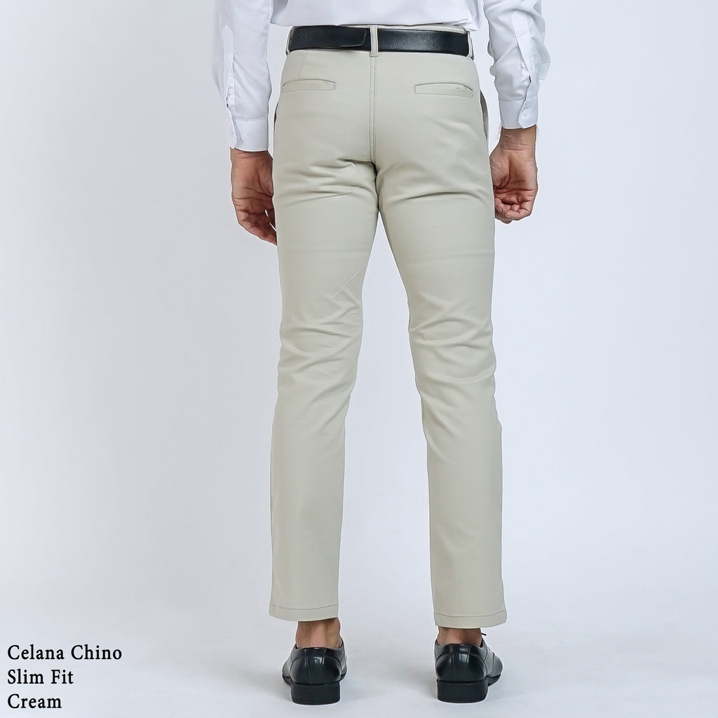 Boss SUPER Celana Panjang Chino Pria Slim Fit Cream