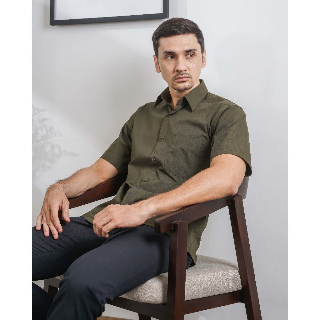 Boss SUPER Kemeja Polos Pria Lengan Pendek Regular Fit Hijau Army