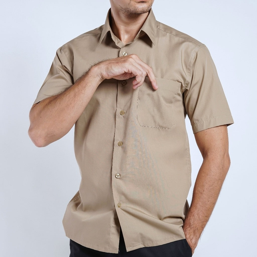 Boss SUPER Kemeja Polos Pria Lengan Pendek Regular Fit Coklat