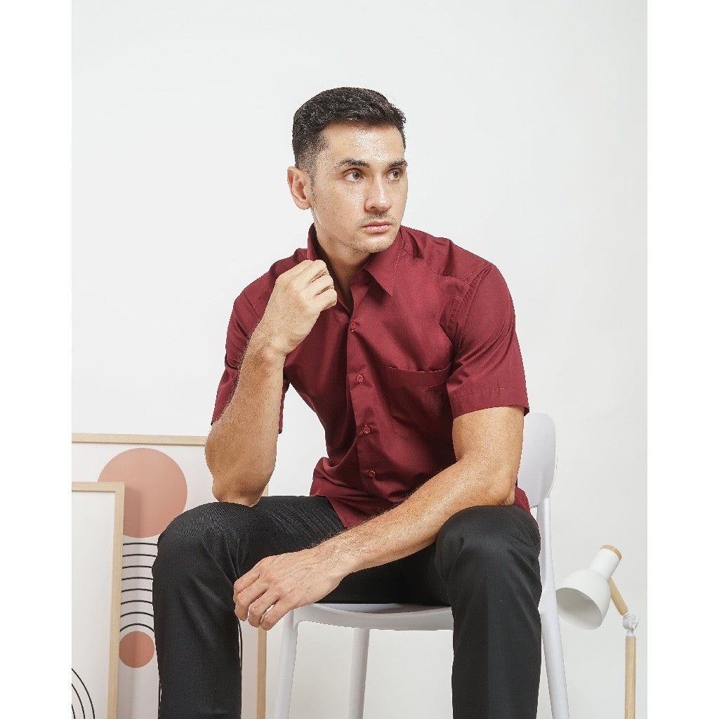 Boss SUPER Men's Short Sleeve Basic Shirt - Maroon Red